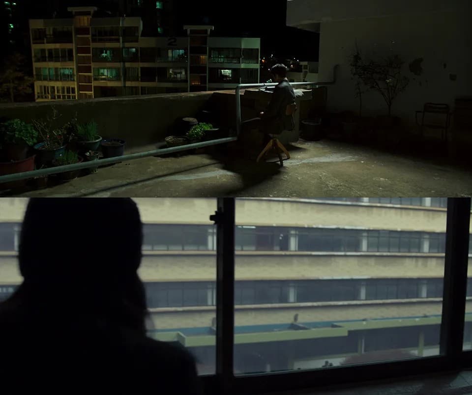 As Hae-joon used to do in the first half of the film, Seo-rae now surveils him