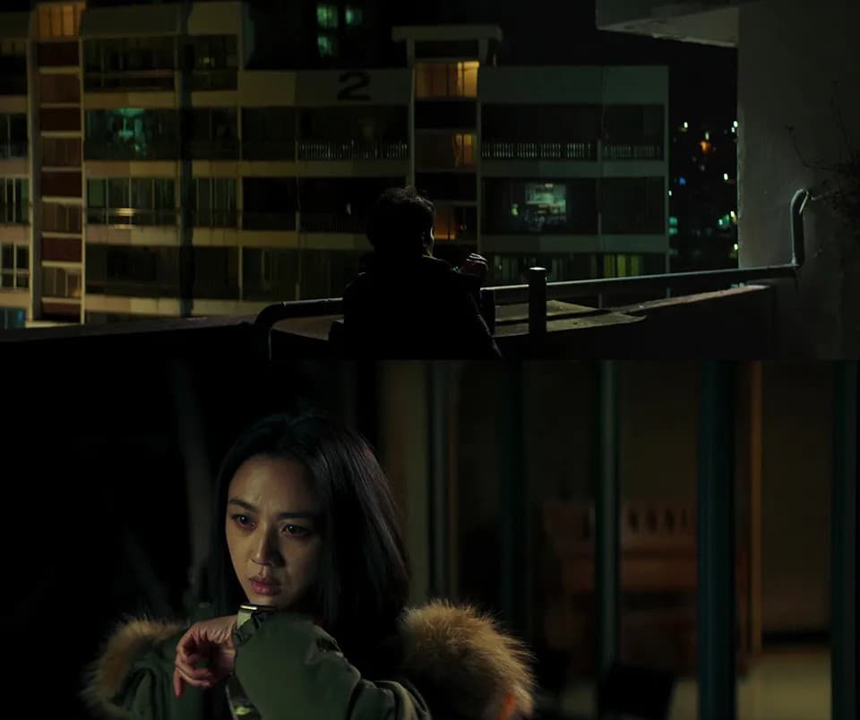 As Hae-joon used to do in the first half of the film, Seo-rae now makes voice memos about him